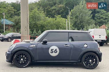 Хэтчбек MINI Cooper 2013 в 