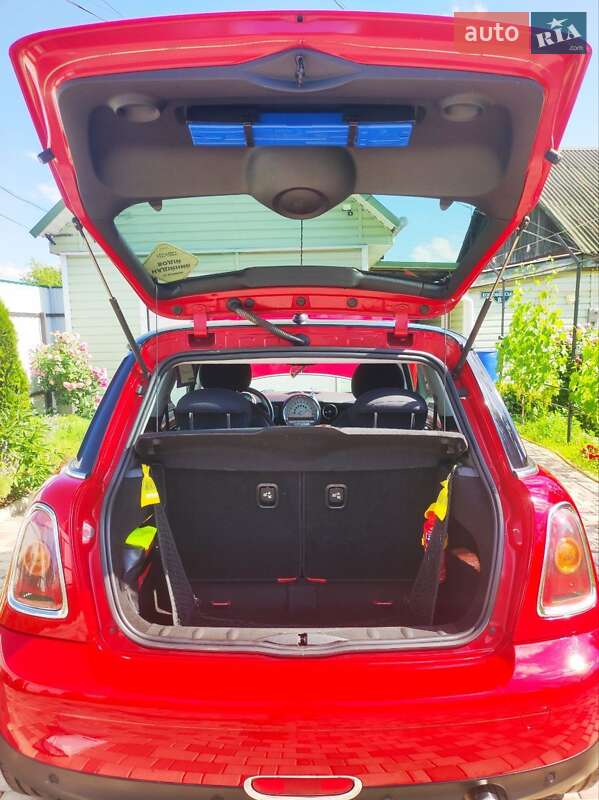 Хетчбек MINI Cooper 2008 в Коростені