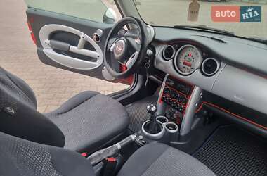 Хэтчбек MINI Cooper 2002 в 