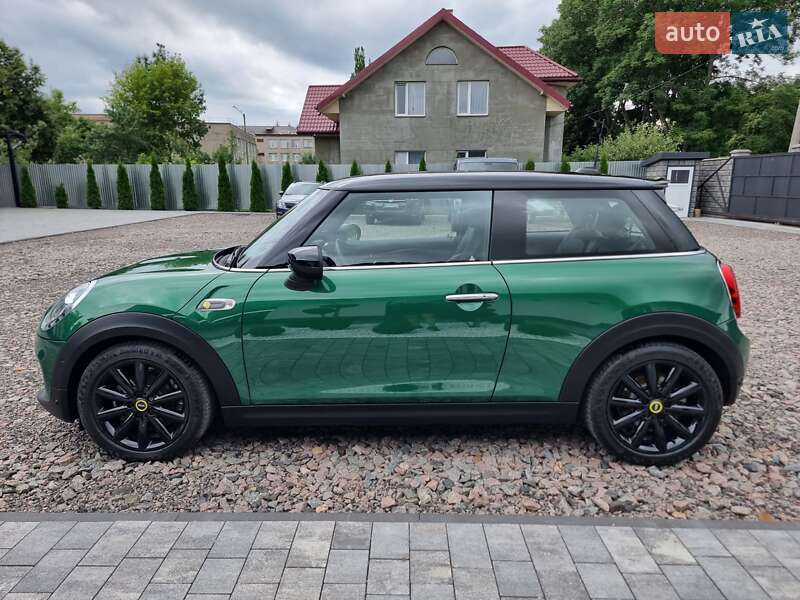 Хэтчбек MINI Cooper 2020 в Радивилове