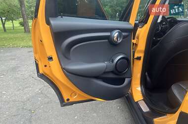 Хетчбек MINI Cooper 2014 в 