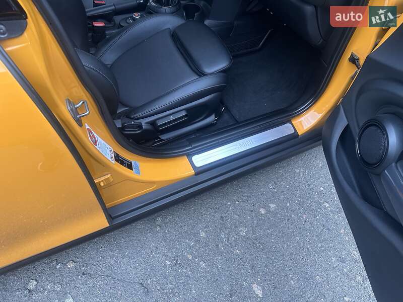 Хэтчбек MINI Cooper 2014 в Киеве фото 24 Хэтчбек MINI Cooper 2014 в Киеве