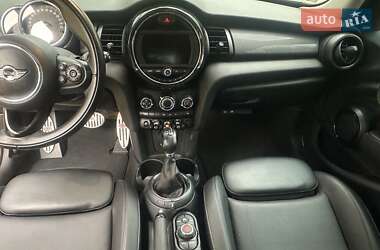 Хетчбек MINI Cooper 2014 в 