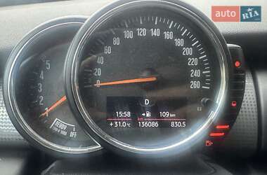 Хетчбек MINI Cooper 2014 в 
