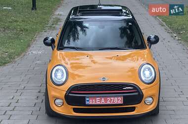 Хетчбек MINI Cooper 2014 в 