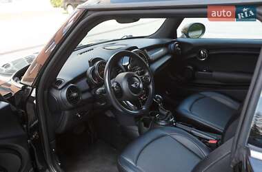 Хэтчбек MINI Cooper 2015 в 