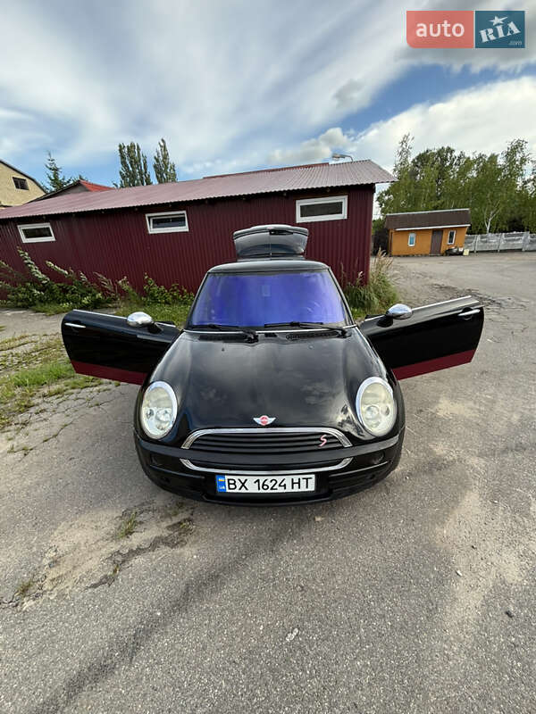 Хэтчбек MINI Cooper 2001 в Красилове