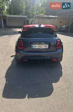 Хэтчбек MINI Cooper 2020 в 