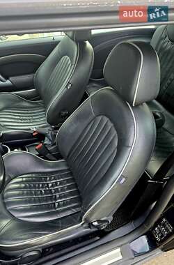 Хэтчбек MINI Cooper 2006 в 