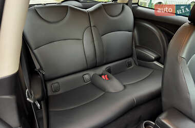 Хэтчбек MINI Cooper 2011 в 
