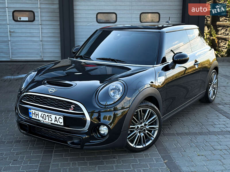 Хэтчбек MINI Cooper 2019 в Одессе
