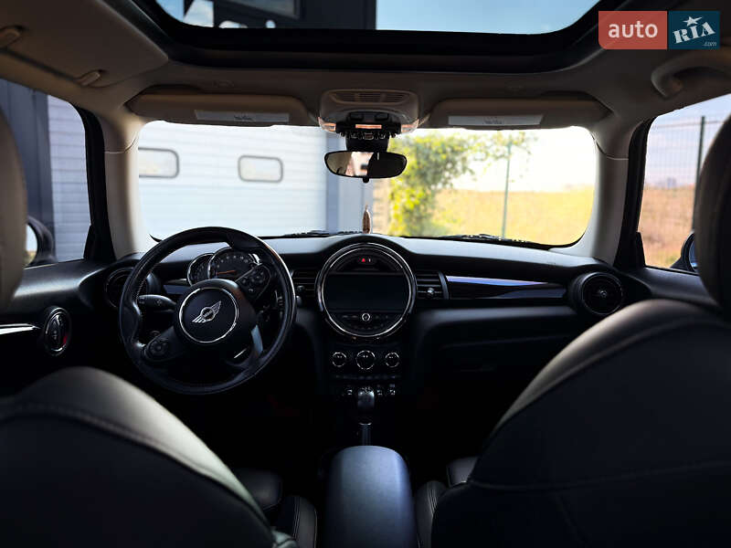 Хэтчбек MINI Cooper 2019 в Одессе