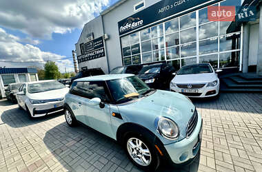 Хэтчбек MINI Cooper 2013 в 