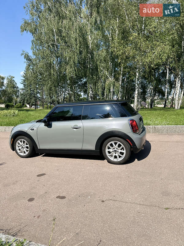 Хетчбек MINI Cooper 2020 в Житомирі