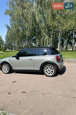 Хэтчбек MINI Cooper 2020 в 