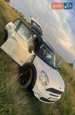Хэтчбек MINI Cooper 2011 в 
