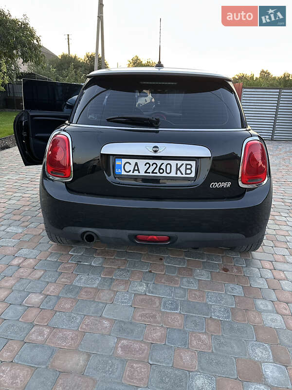 Хэтчбек MINI Cooper 2014 в Черкассах