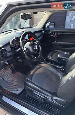 Хэтчбек MINI Cooper 2014 в Черкассах