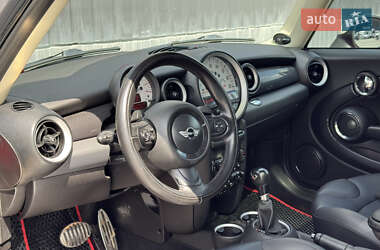 Хэтчбек MINI Cooper 2011 в 