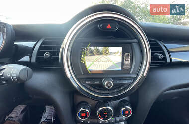 Хэтчбек MINI Cooper 2017 в 