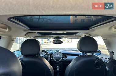 Хэтчбек MINI Cooper 2013 в 