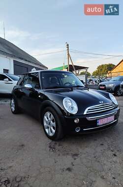 Хэтчбек MINI Cooper 2005 в 