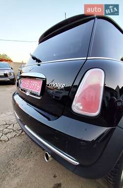 Хэтчбек MINI Cooper 2005 в 