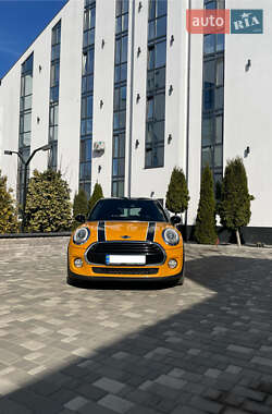 Хэтчбек MINI Cooper 2015 в 