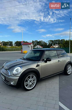 Хэтчбек MINI Cooper 2007 в Львове