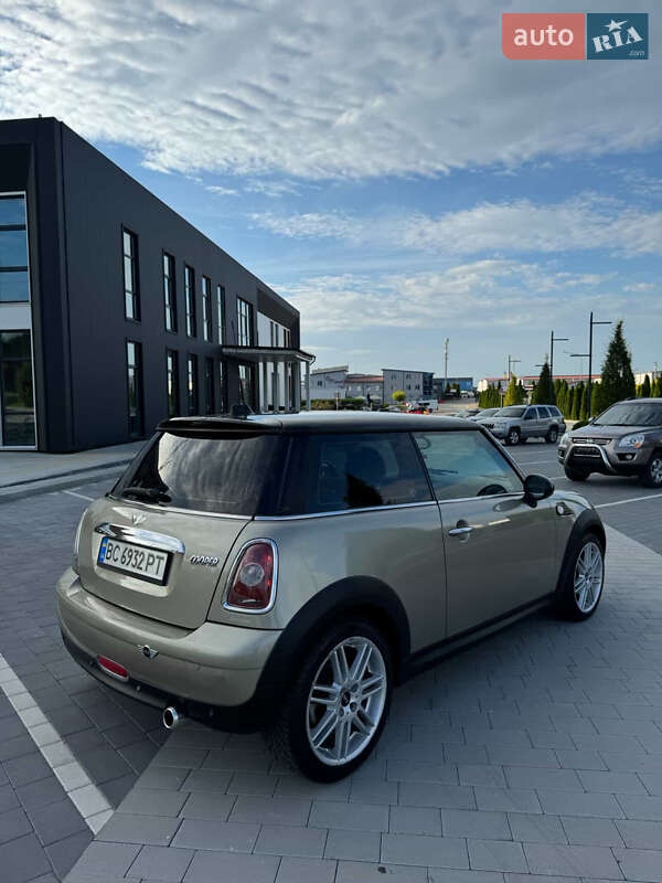 Хэтчбек MINI Cooper 2007 в Львове