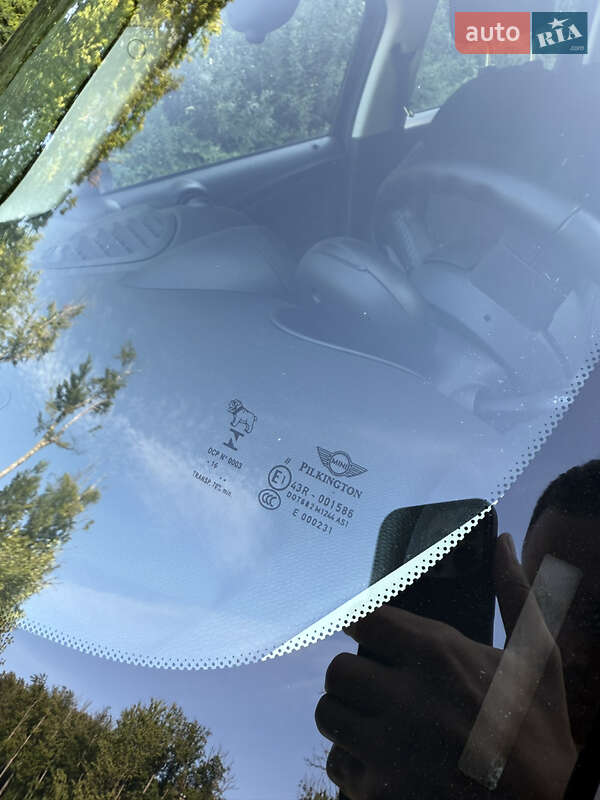 Хэтчбек MINI Cooper 2016 в Черновцах