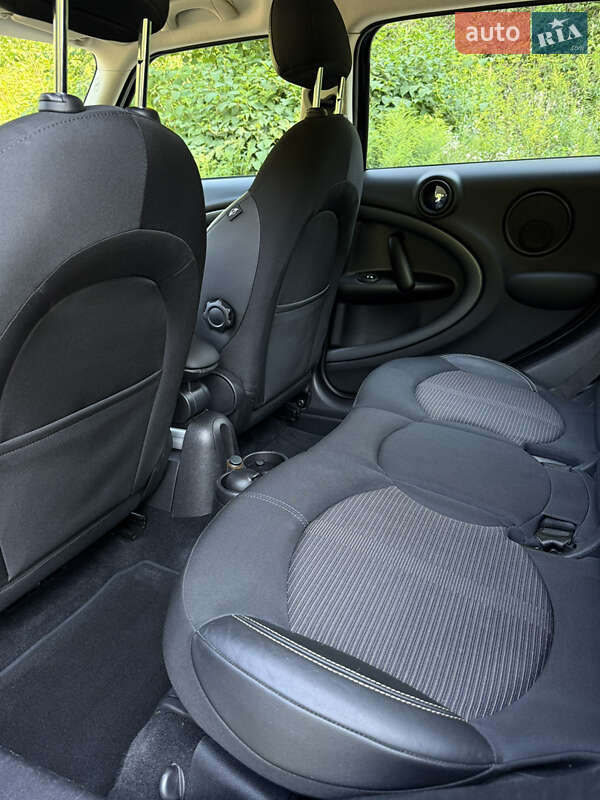 Хэтчбек MINI Cooper 2016 в Черновцах