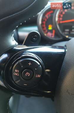 Хэтчбек MINI Cooper 2019 в 