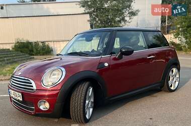 Хэтчбек MINI Cooper 2007 в 
