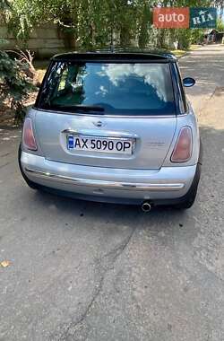 Хэтчбек MINI Cooper 2002 в 