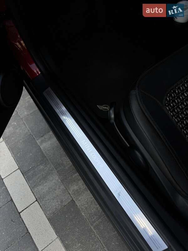 Хэтчбек MINI Cooper 2013 в Ужгороде