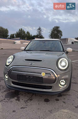 Хэтчбек MINI Cooper 2021 в 