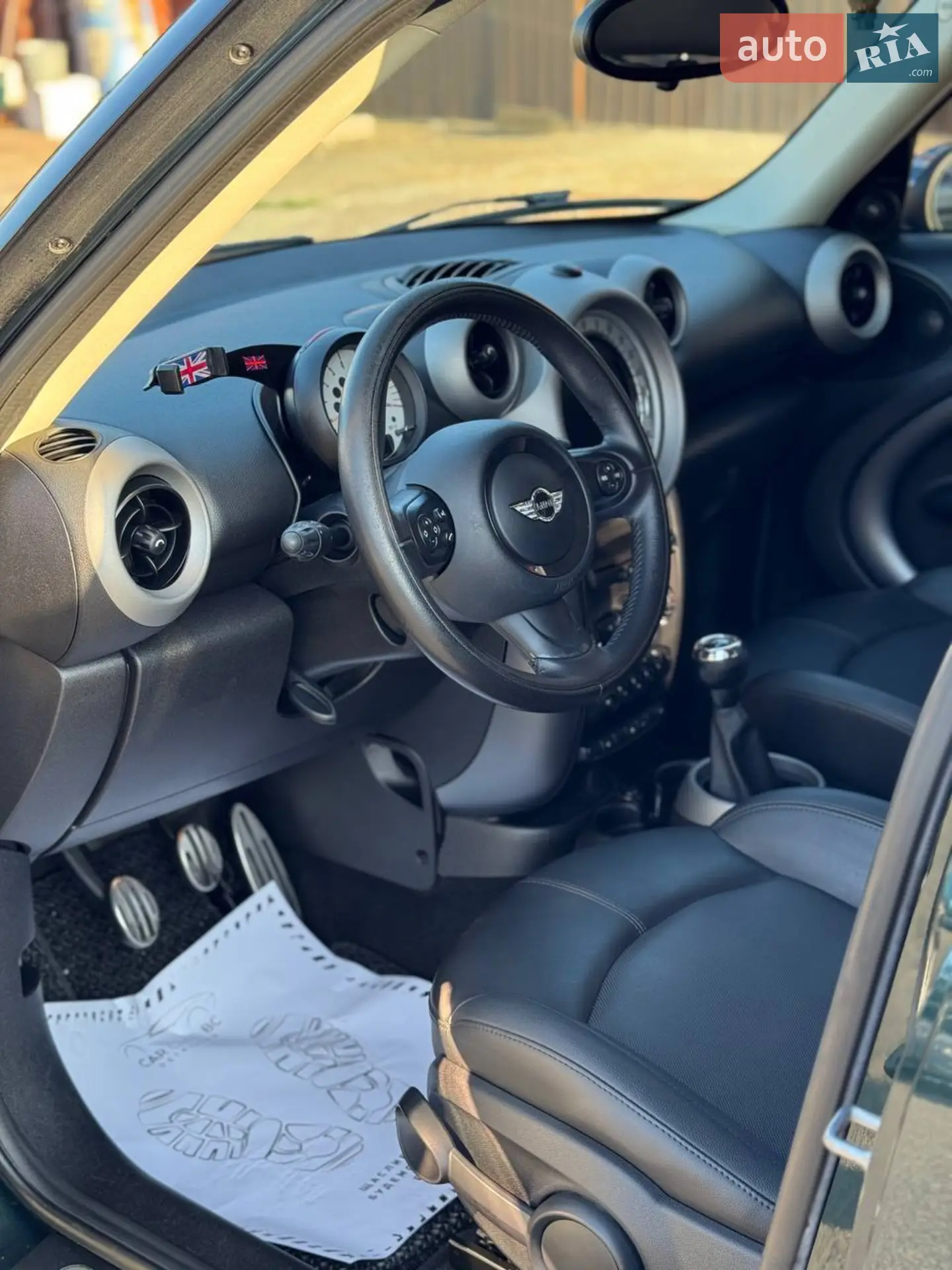 2011 MINI Cooper - мініатюра 10