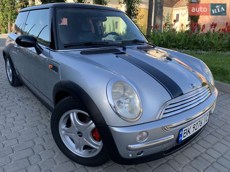 Хэтчбек MINI Cooper 2001 в Кременце