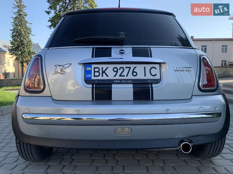Хэтчбек MINI Cooper 2001 в Кременце