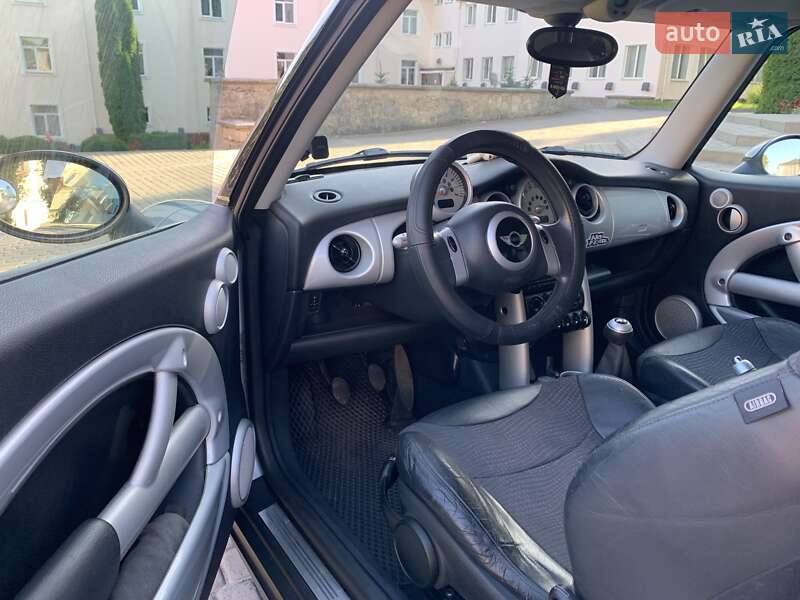 Хэтчбек MINI Cooper 2001 в Кременце