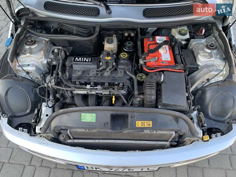 Хэтчбек MINI Cooper 2001 в Кременце
