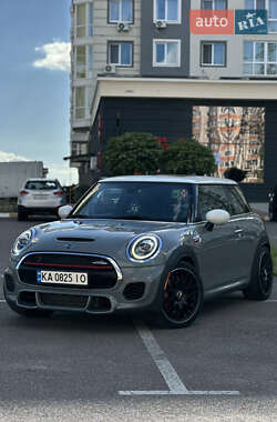 Хэтчбек MINI Cooper 2020 в 