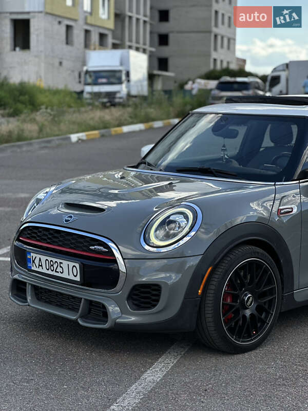 Хэтчбек MINI Cooper 2020 в Киеве