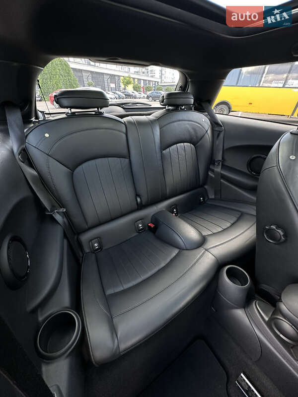 Хэтчбек MINI Cooper 2020 в Киеве