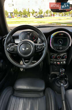 Хэтчбек MINI Cooper 2020 в 