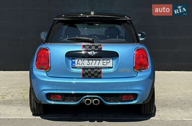 Хэтчбек MINI Cooper 2018 в 