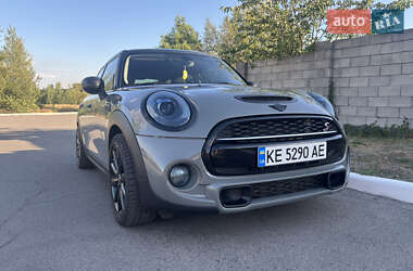 Хэтчбек MINI Cooper 2015 в 