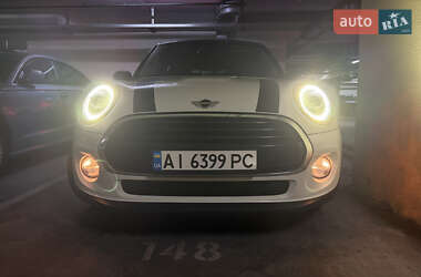 Хэтчбек MINI Cooper 2015 в 