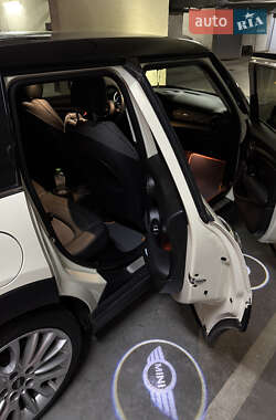 Хэтчбек MINI Cooper 2015 в 